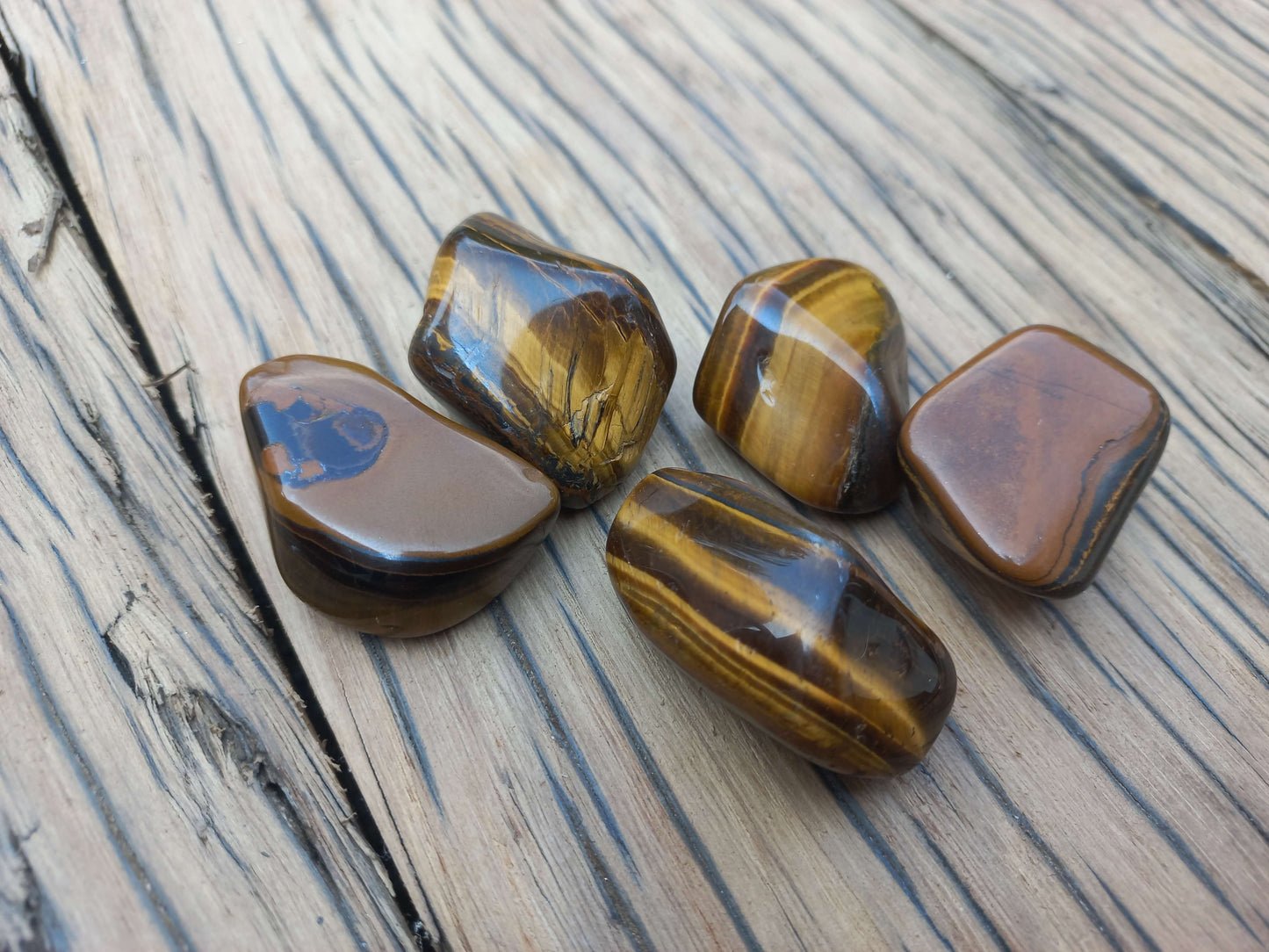 Tijgeroog trommelsteen