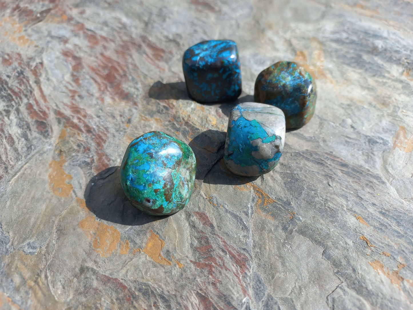 Chrysocolla trommelstenen