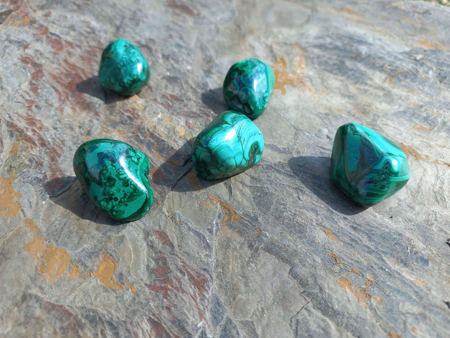 Malachiet trommelsteen