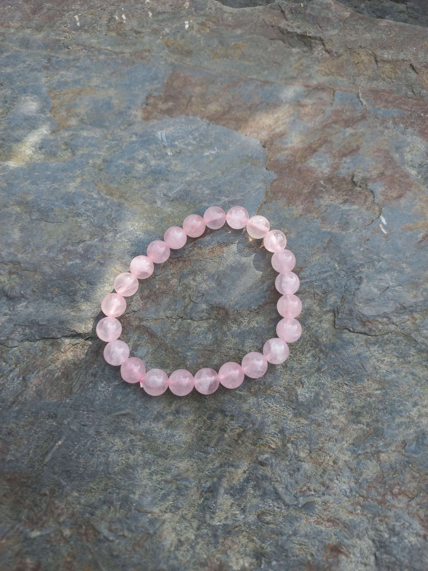 Rozenkwarts armband