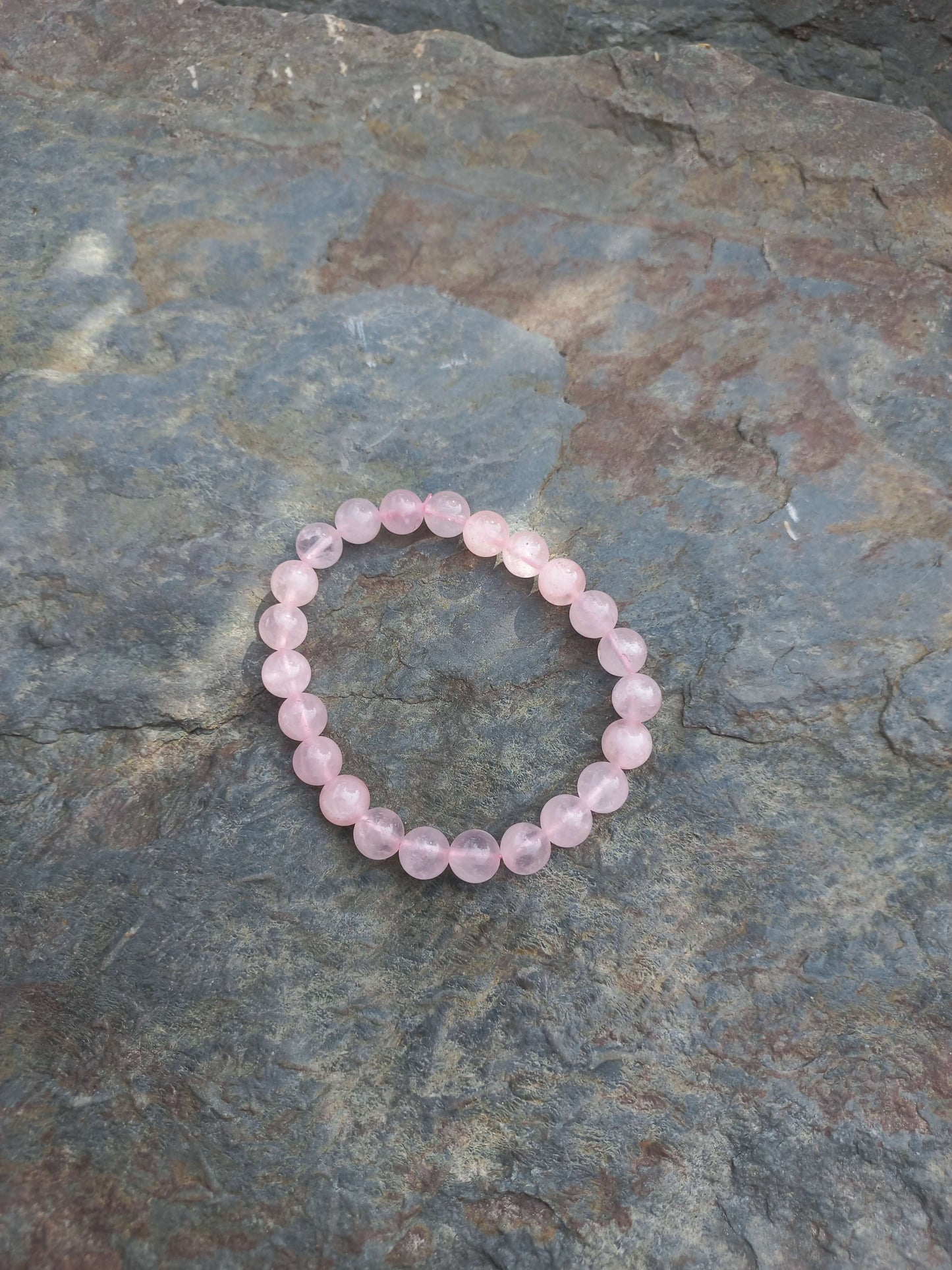 Rozenkwarts armband