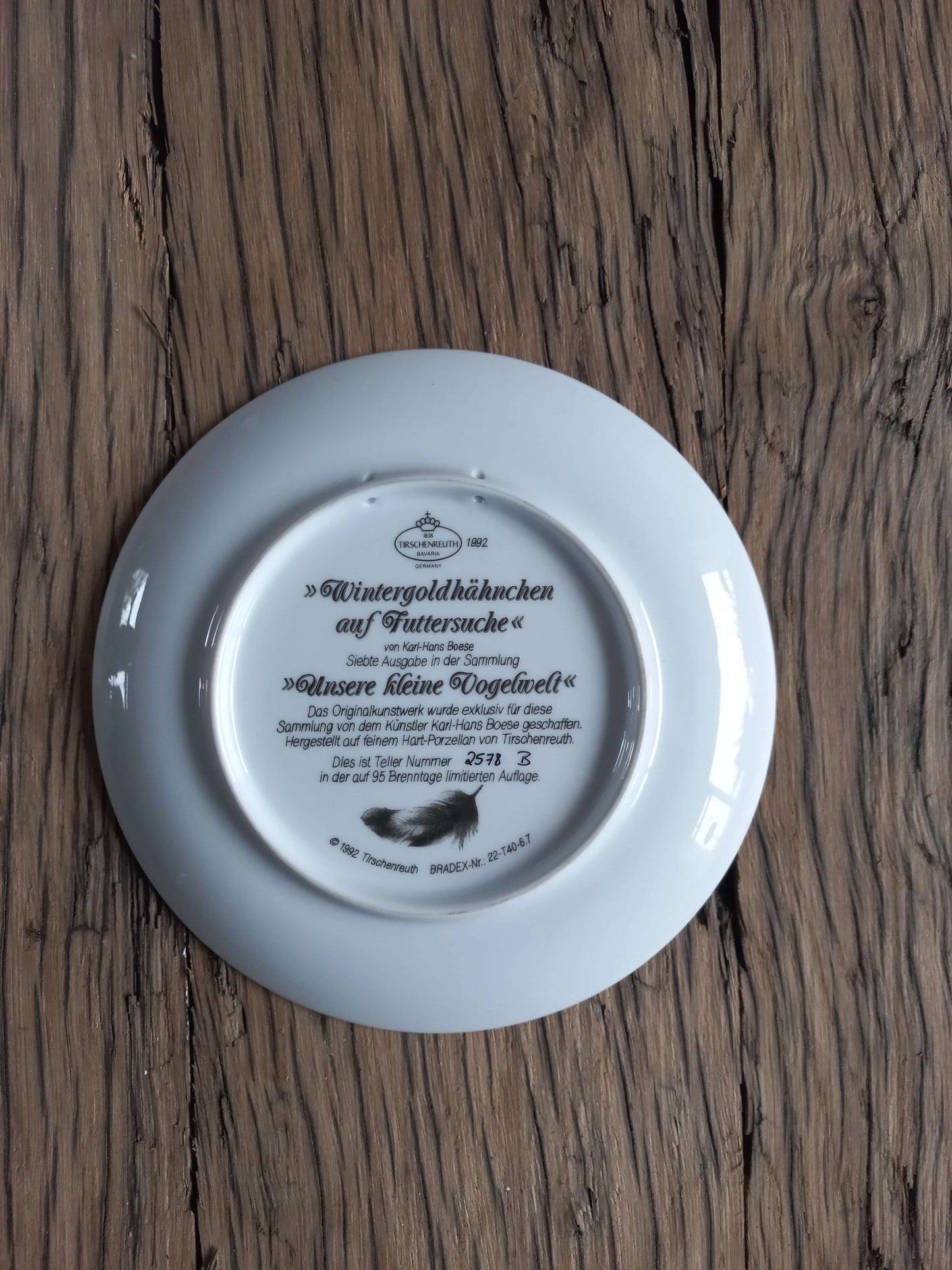 Wintergoldhähnchen auf Futtersuche - Karl-Hans Boese