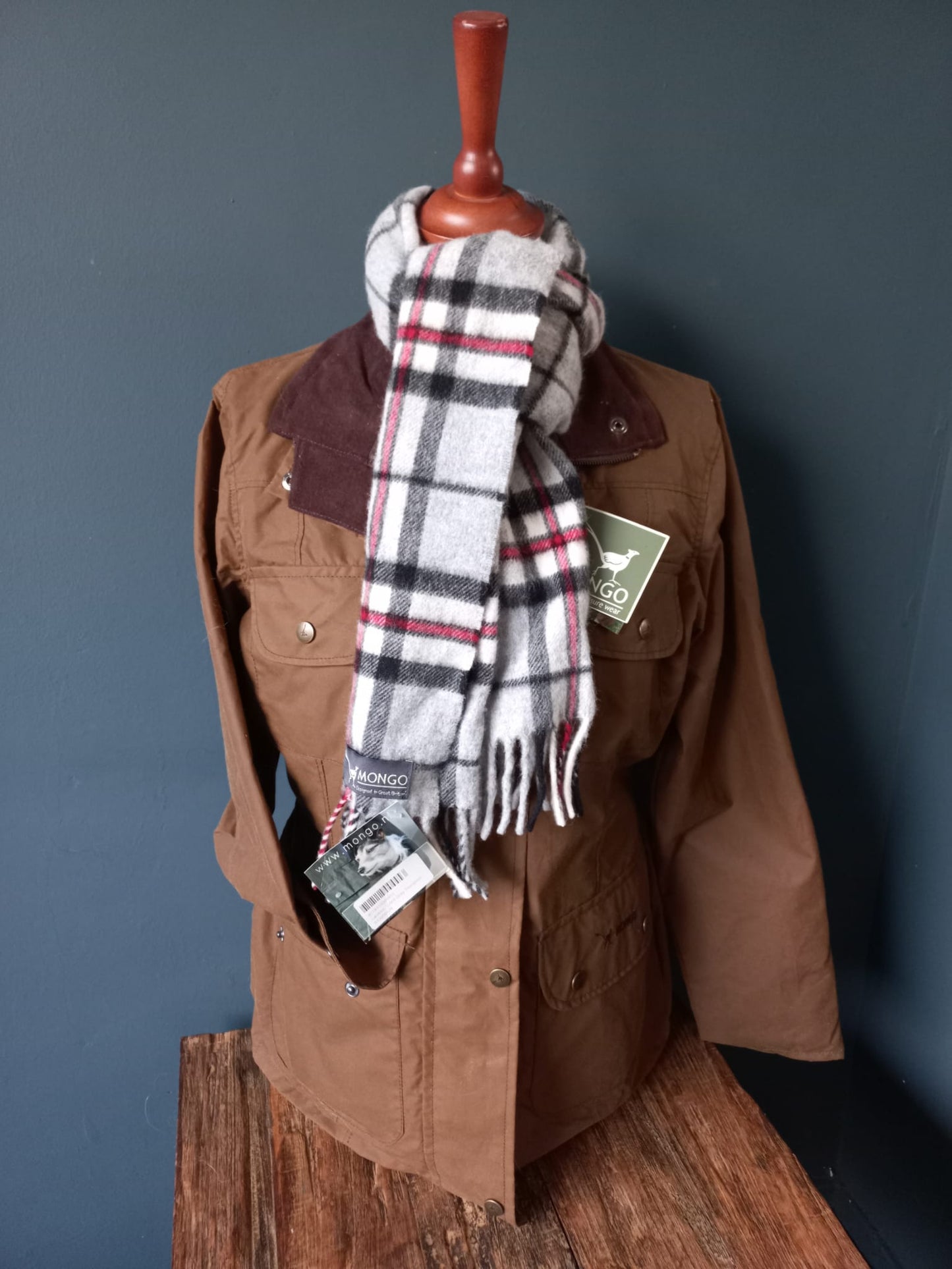 Lambswool Scarf Gray Thompson - MGO Leisure Wear